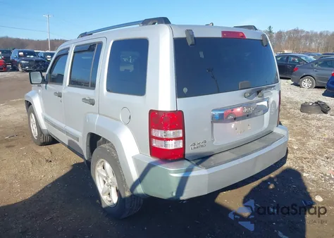 2010 Jeep Liberty Limited z USA, uszkodzony, nr VIN 1J4PN5GK5AW151882